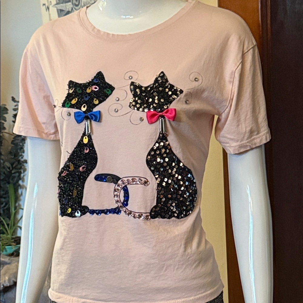 Mint size small Pink T-Shirt with Sequin Cat Design and dangly bell around neck